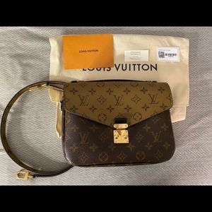 LV Pochette Métis Reverse Monogram
